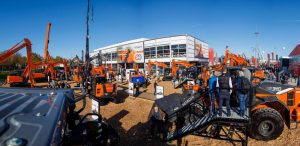 noticias maquinaria Nuevas excavadoras de ruedas Hitachi en Bauma 2022