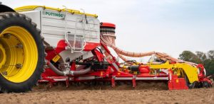 noticias maquinaria PÖTTINGER presenta la nueva AEROSEM VT 6000 DD