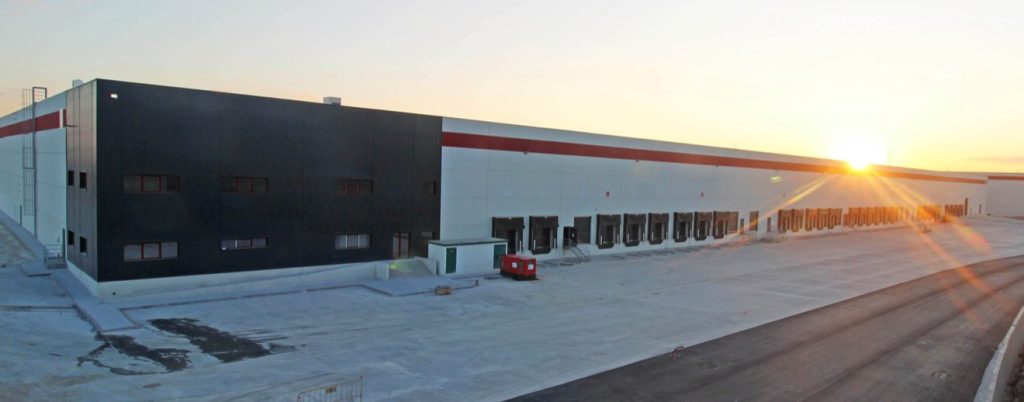noticias maquinaria Continental Tires España confía su logística a Groupe CAT