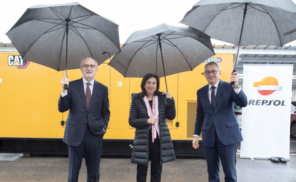 noticias maquinaria Finanzauto ministra de Defensa envío de grupos electrógenos