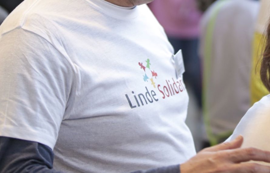 noticias maquinaria Linde MHI cierra 2022 con la solidaridad por bandera