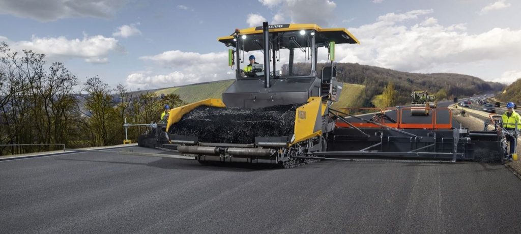 noticias maquinaria volvo ce MB122 y VTD121