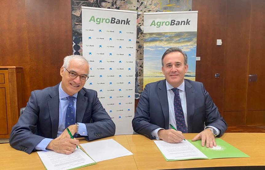 noticias maquinaria CaixaBank y la FEV refuerzan su colaboración