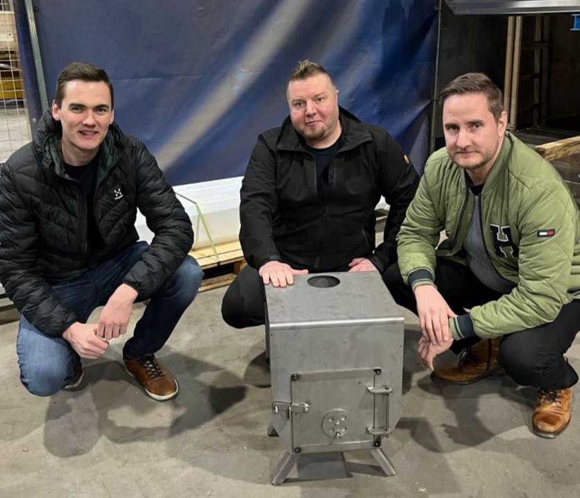 noticias maquinaria Dinolift ayuda a los ucranianos participando en el LUT University