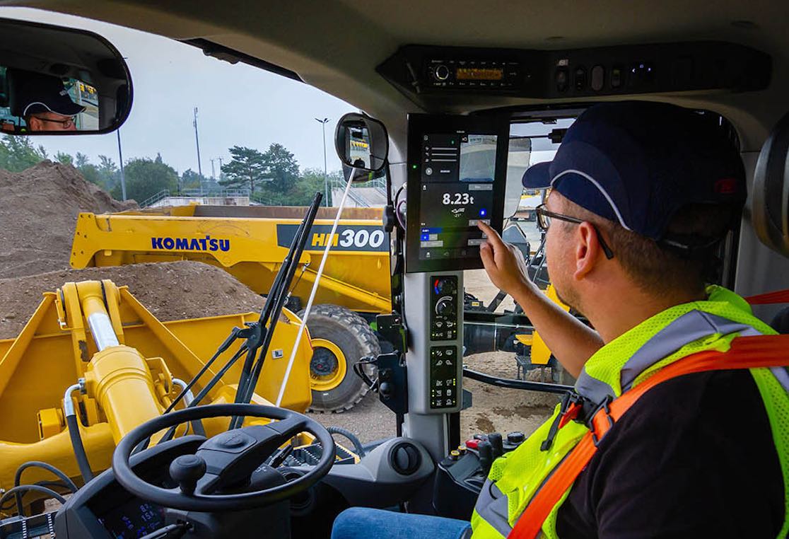 Komatsu presenta un nuevo SubMonitor para cargadoras de ruedas