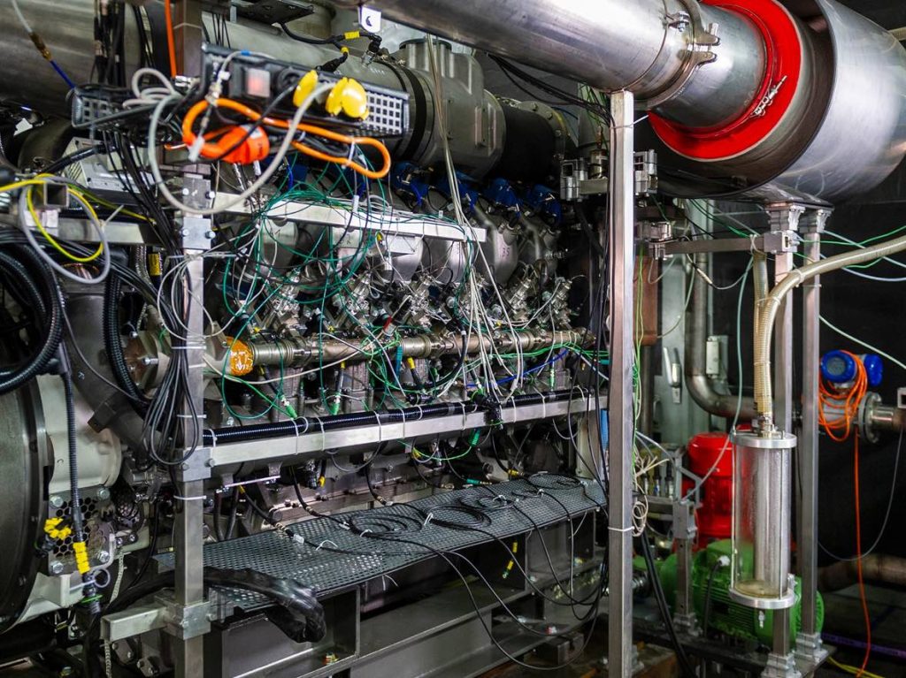 noticias maquinaria ROLLS-ROYCE prueba con éxito motores MTU con hidrógeno puro