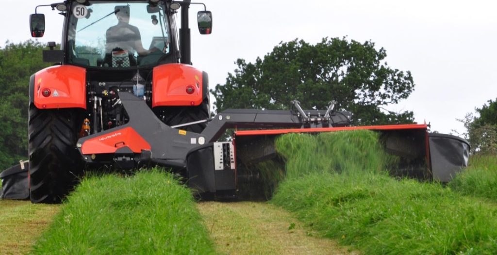 noticias maquinaria segadoras acondicionadoras Kubota DMC7032N y DMC6332T