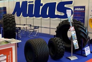 noticias maquiaria Mitas neumáticos agricultores en AGROmashEXPO 2023