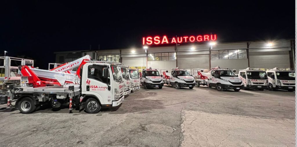 noticias maquinaria 25 plataformas de Multitel Pagliero para ISSA Autogru Consolidate