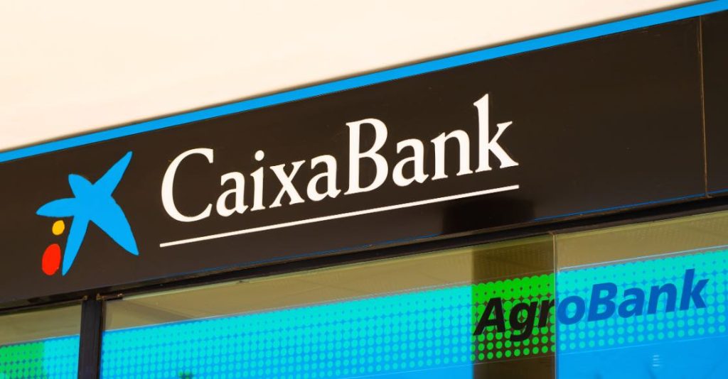 noticias maquinaria AgroBank financia con 29.479 mill de euros al sector agroalimentario en 2022