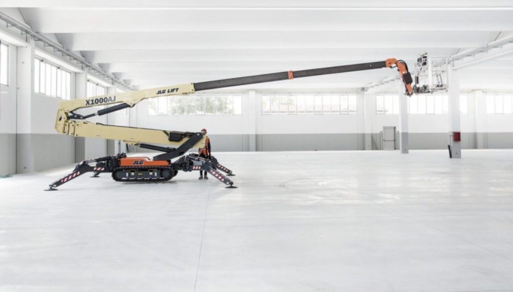noticias maquinaria JLG completa la adquisición de Hinowa