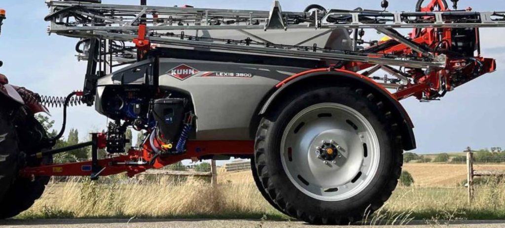 noticias maquinaria Kuhn amplia la familia LEXIS con el modelo LEXIS 3800