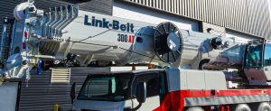 noticias maquinaria Link-Belt grúa todoterreno 300 AT en ConExpo