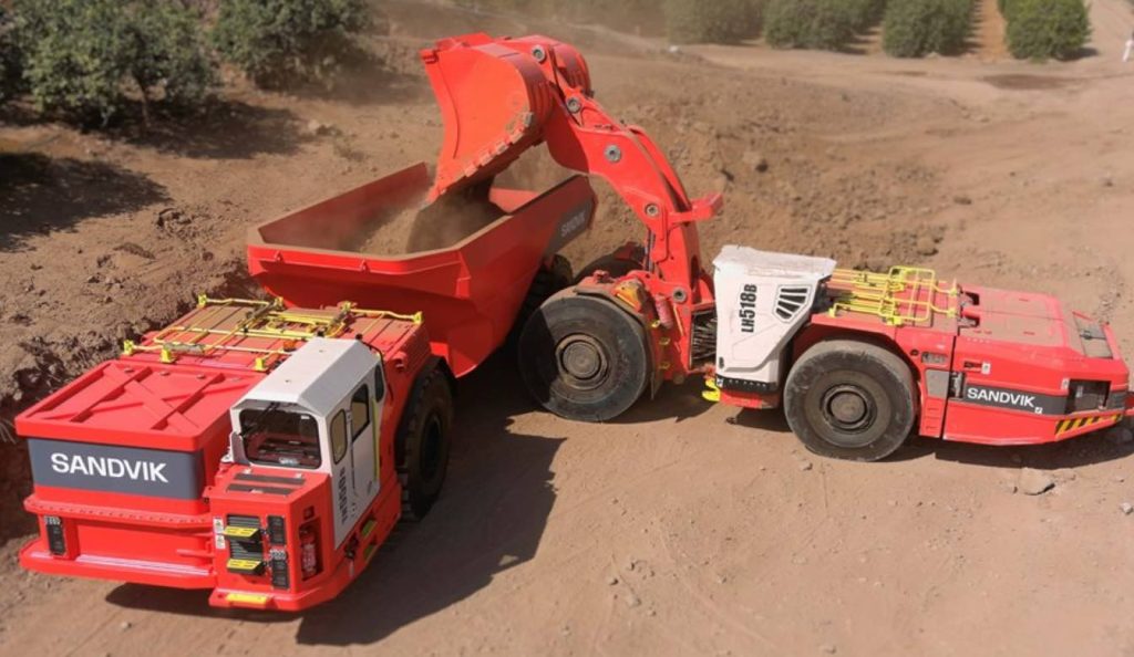 noticias maquinaria Sandvik se asocia con Rana Gruber para la flota BEV en Noruega