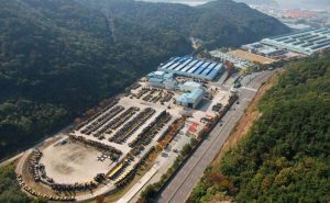 noticias maquinaria Volvo CE invierte en la producción de paquetes de baterías