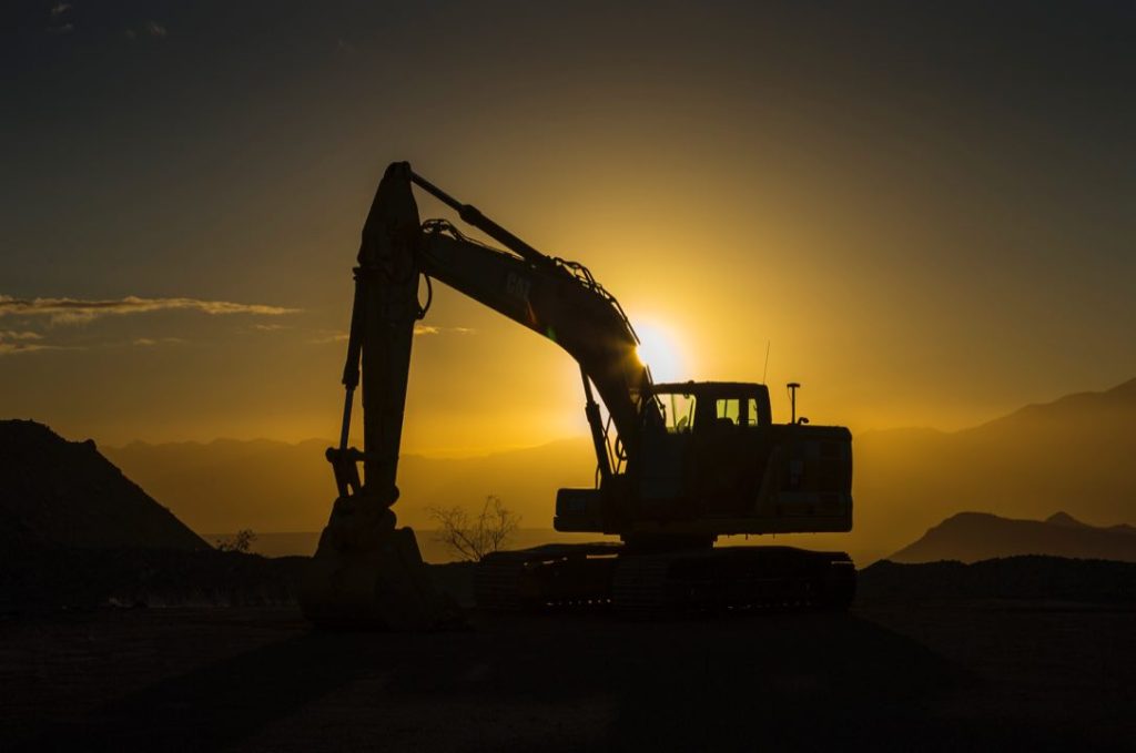 noticias maquinaria ANMOPYC y Finanzauto analizan el envejecimiento de la maquinaria en España