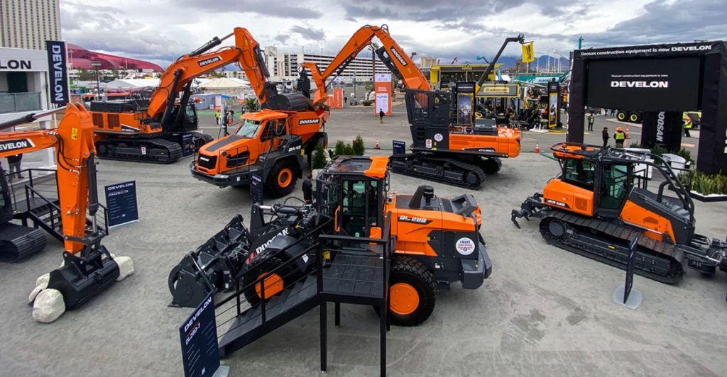 noticias maquinaria DEVELON causa gran impresión en CONEXPO