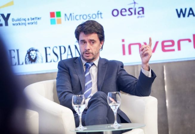noticias maquinaria Eduardo Martinez de Ubago Director de negocio de John Deere Ibérica
