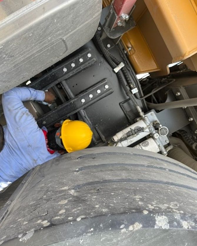 noticias maquinaria Formación de camiones mineros de SANY en Colombia