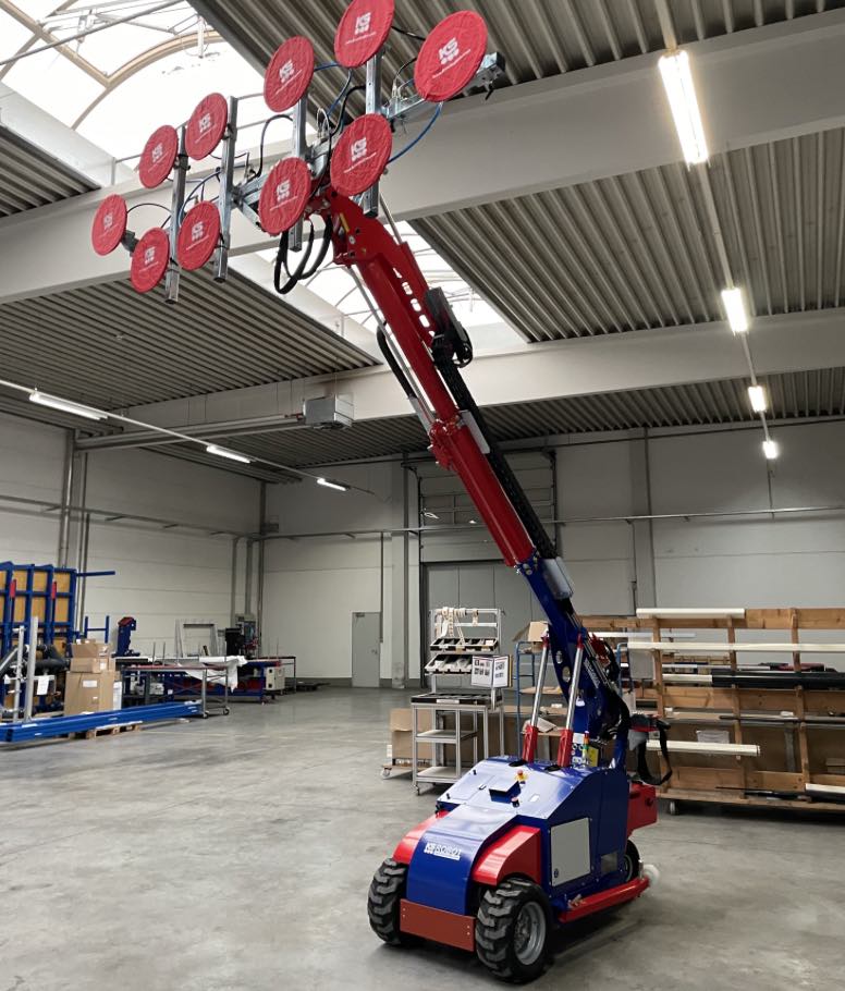 noticias maquinaria Spain Crane presenta el nuevo robot cristalero KS 1025 OFFROAD