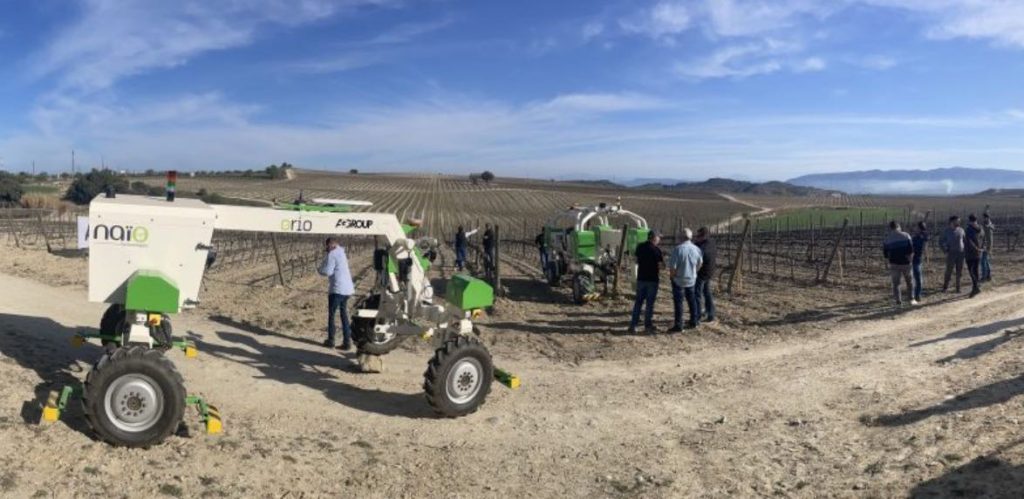 noticias maquinaria AG Group organiza la presentación del robot agrícola TED
