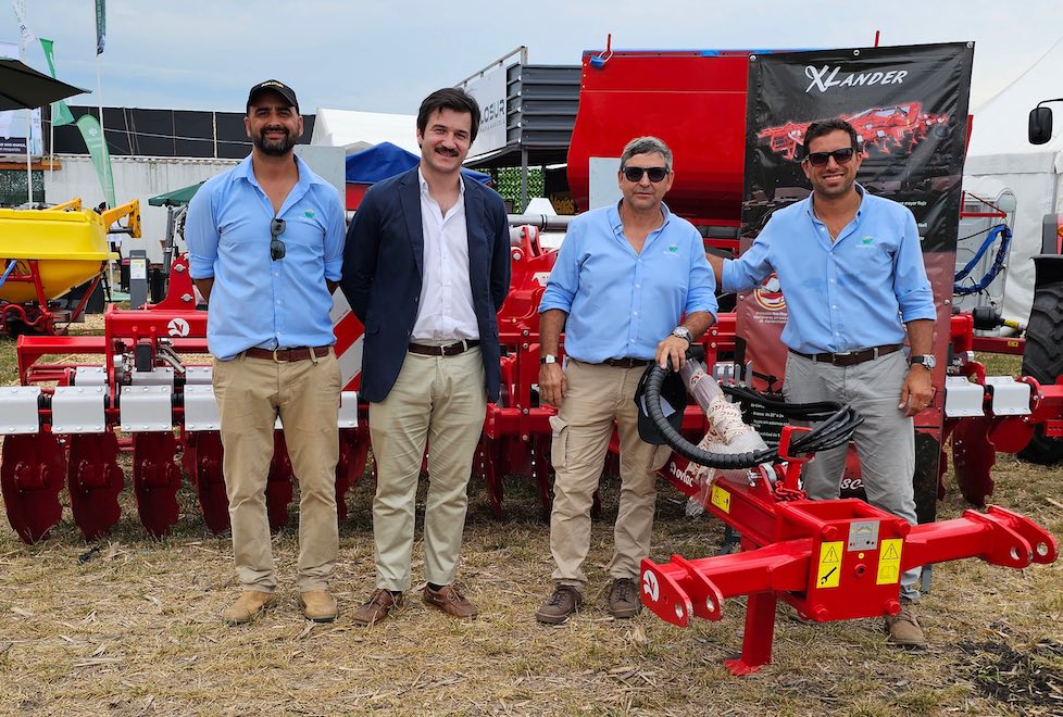 noticias maquinaria OVLAC cruza el Atlántico para presentar en Expoactiva