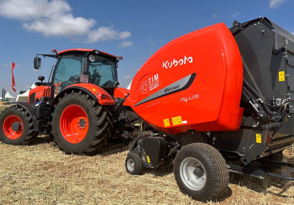 noticias maquiaria La Rotoempacadora variable Kubota BV5160 Plus en Demoagro 2023
