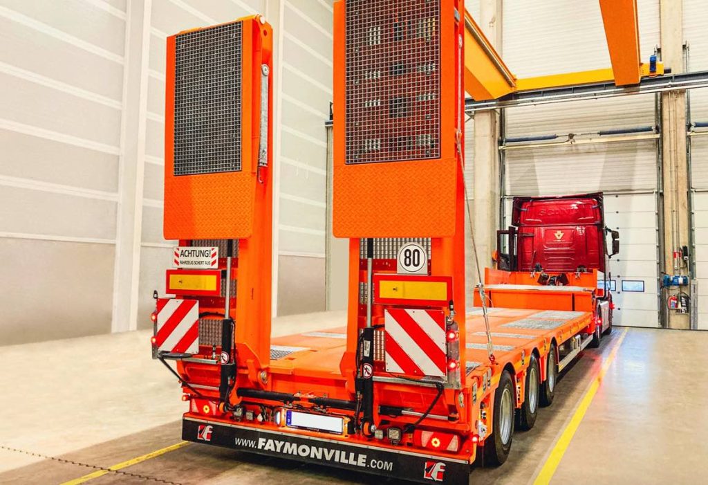 noticias maquinaria 15 semirremolques Faymonville para Boels