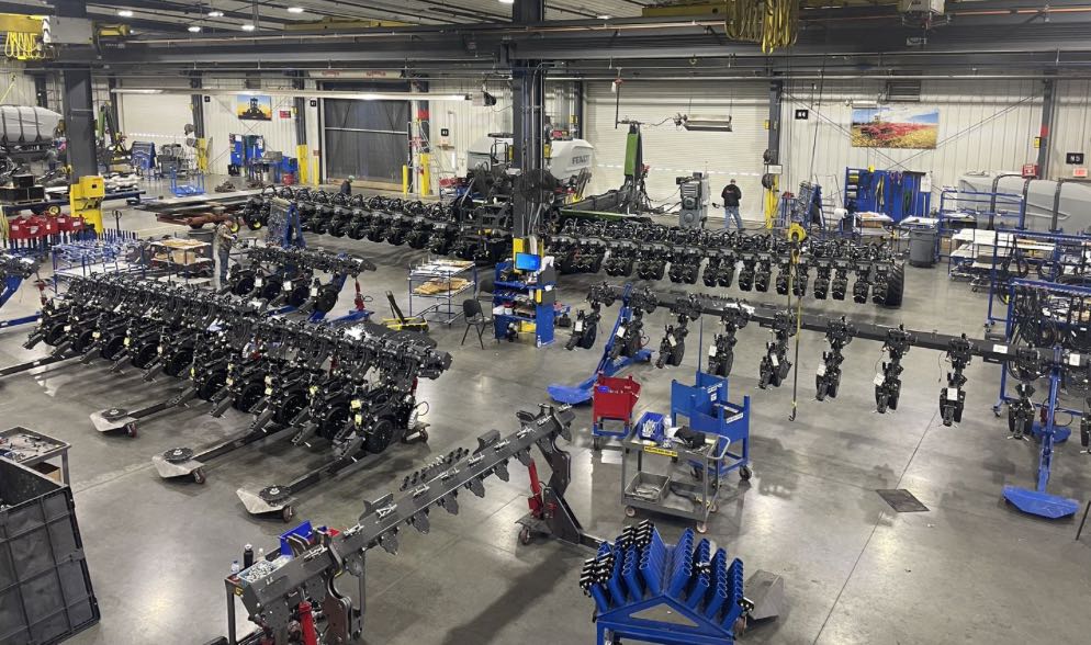 noticias maquinaria AGCO anuncia proyecto de inversión en Beloit y Cawker City