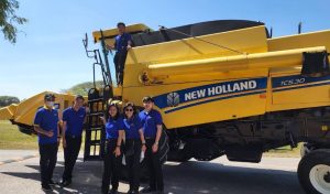 noticias maquinaria CNH Industrial apoya la educación en Tailandia