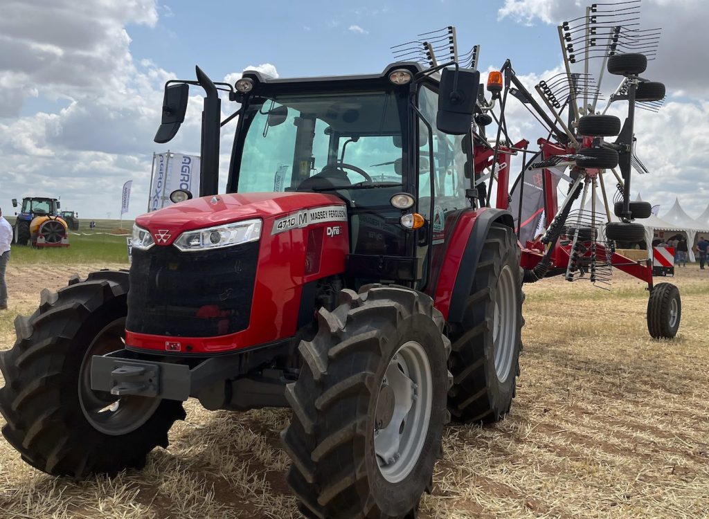 noticias maquinaria La nueva serie MF 4700 M de Massey Ferguson de Demoagro