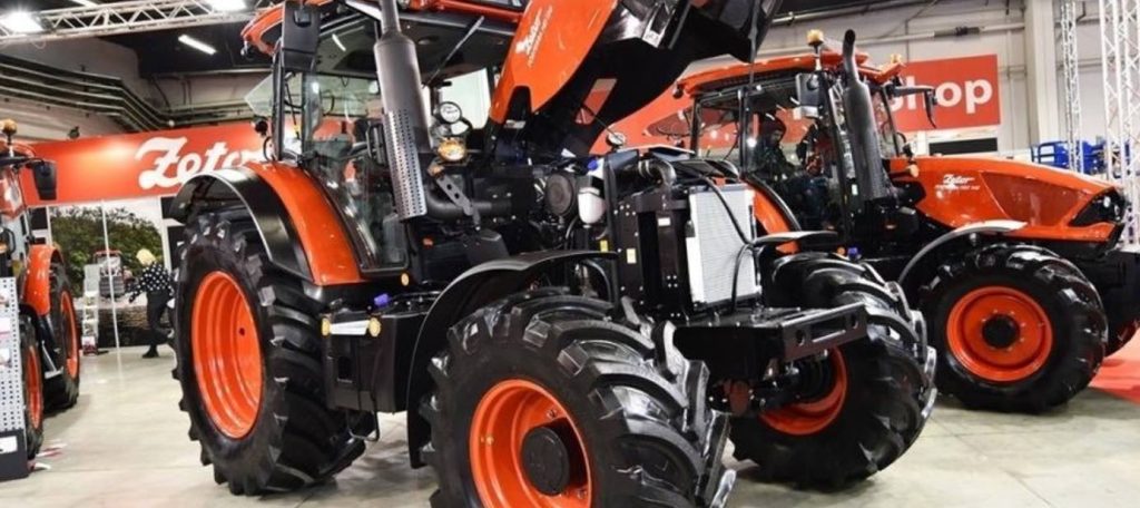 noticias maquinaria Los tractores ZETOR en exposiciones internacionales