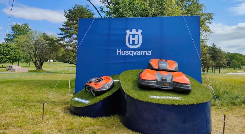 noticias maquinaria Husqvarna socio principal de Volvo Car Scandinavian Mixed 2023