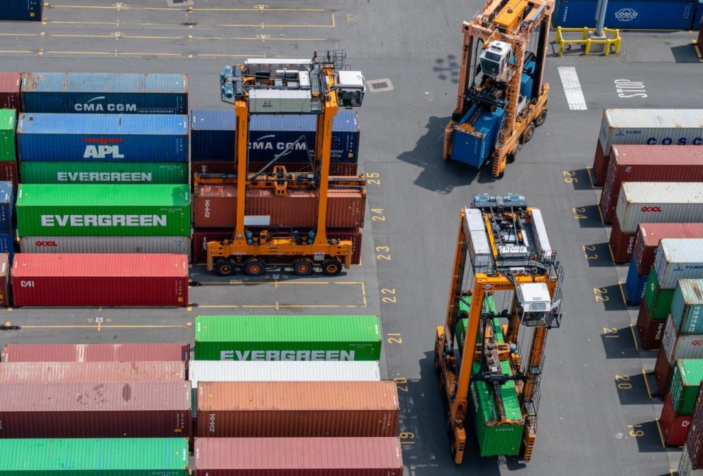 noticias maquinaria KALMAR presenta el sistema de advertencia de colisión