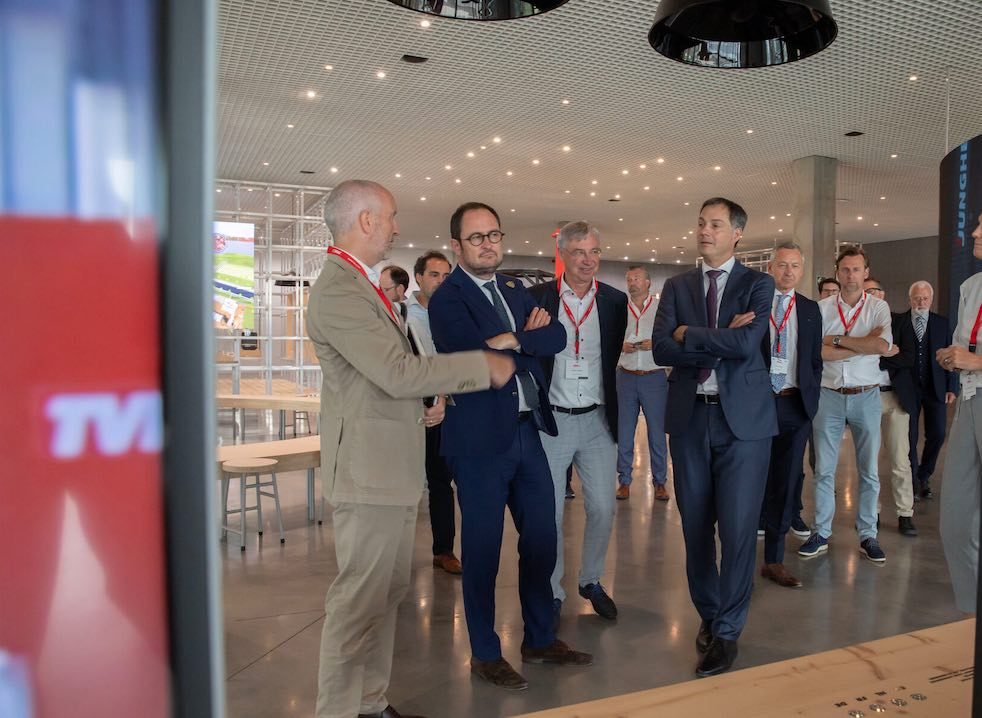 noticias maquinaria Visitas en el Centro de Experiencia TVH en Waregem