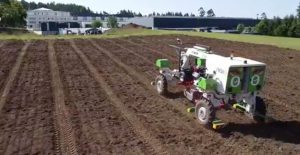 noticias maquinaria campo de pruebas ag Group robots agrícolas Naïo Technologies