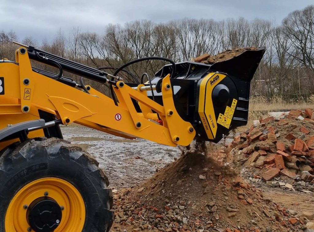 noticias maquinaria cuchara trituradora equipos MB Crusher para una obra sostenible