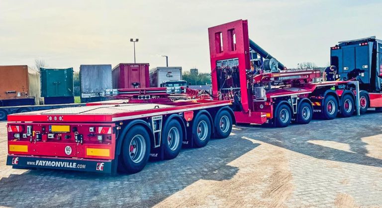 Semi-Remorque Routière Porte-Engins - Faymonville MEGAMAX 4 Alençon 61000