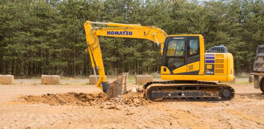 noticias maquinaria excavadora PC130LC-11 mejorada de Komatsu
