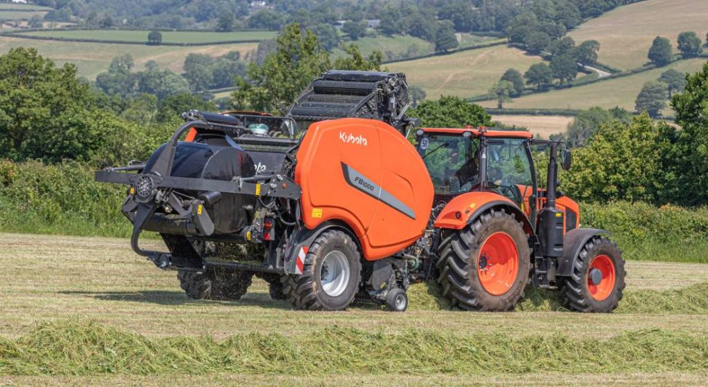 noticias maquinaria Kubota amplía su gama de empacadoras con la FB1000