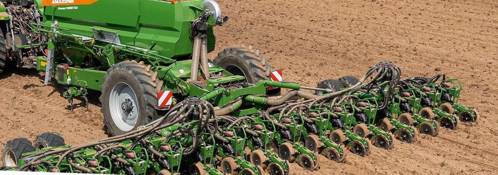 noticias maquinaria Sembradora neumática de precisión arrastrada AMAZONE Precea-TCC