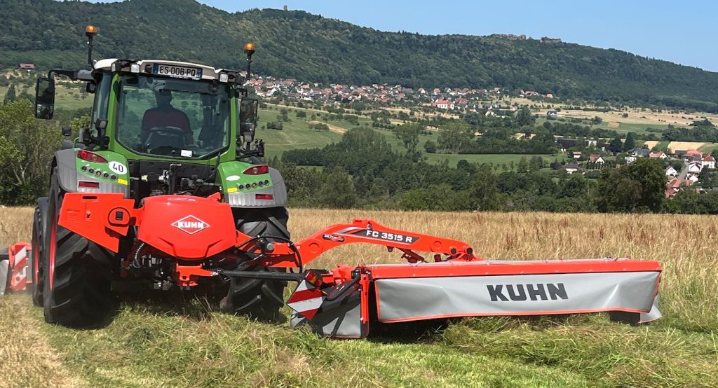 noticias maquinaria segadora acondicionadora suspendida FC 3515 R de KUHN