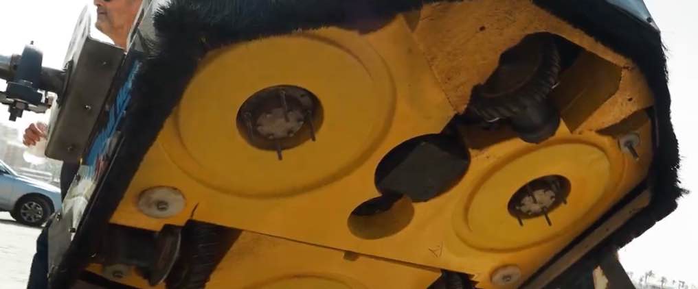 noticias maquinaria Primer robot cubacuático impolsado por un motor Cat C3.6.