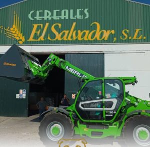 noticias maquinaria Un manipulador Merlo tf50.8cs adquirida por Cereales El Salvador