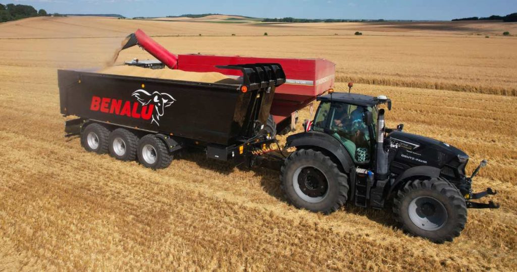 noticias maquinaria BENALU presenta el nuevo volquete agrícola AGRIALU