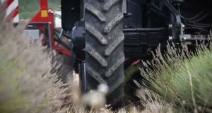noticias maquinaria Cultivo en hileras para el neumátcio Alliance Agriflex 354