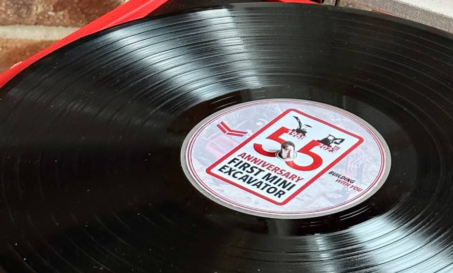 noticias maquinaria Yanmar CE celebra 55 años de excelencia en miniexcavadoras