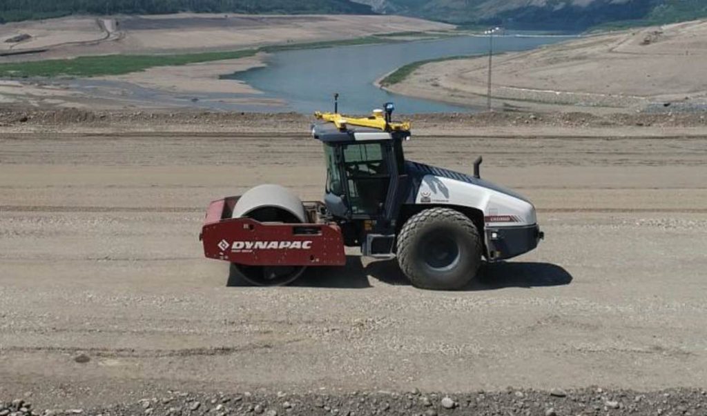noticias maquianria Trimble completa la primera prueba de un compactador autónomo