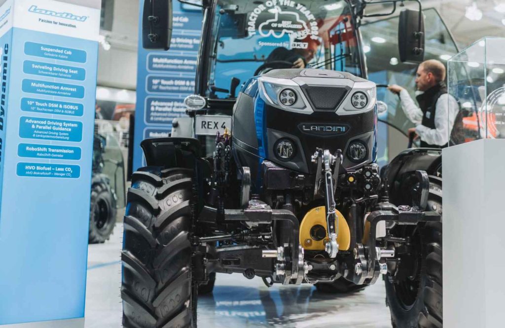 noticias maquinaria Argo Tractors triunfa dos veces con Landini y McCormick