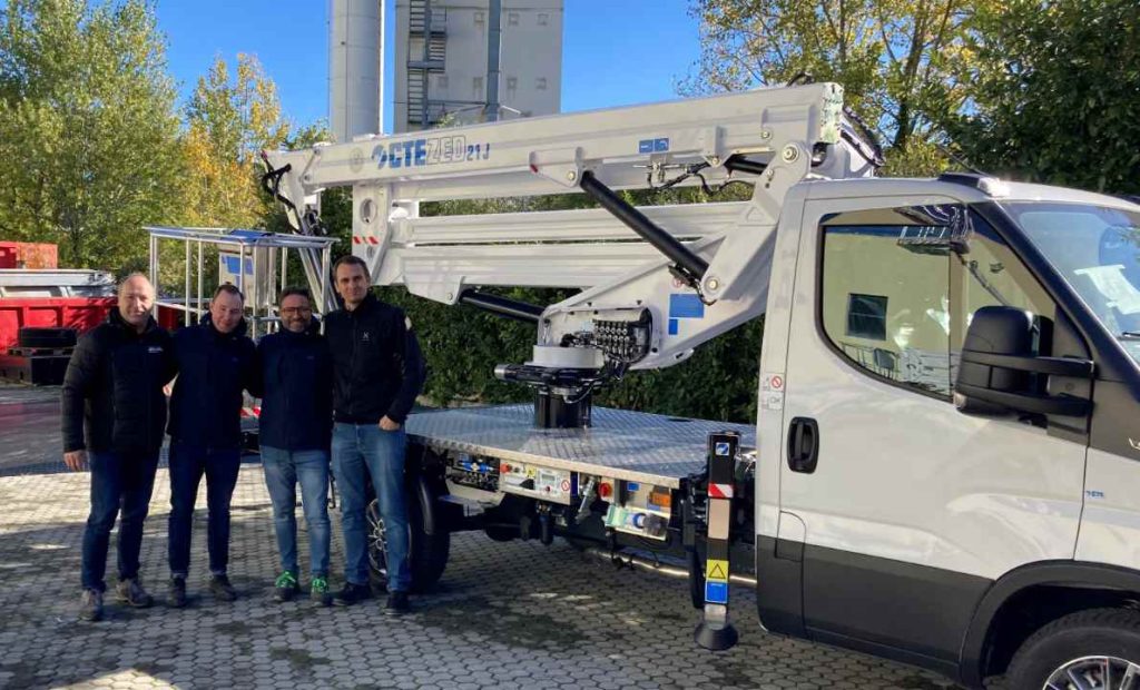 noticias maquinaria CTE y ATG Lift GmbH fortalecen su asociación